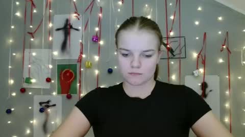 Snapshot of nana_new chatting on 6, 11, 2025 Nana online show from 6, 11, 2025