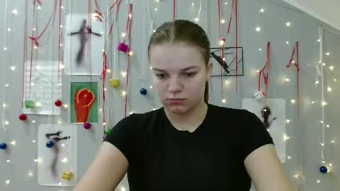 Snapshot of nana_new chatting on 26, 11, 2025 Nana online show from 26, 11, 2025