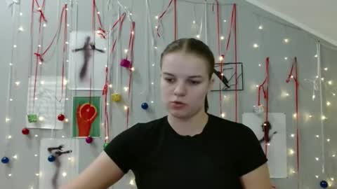 Snapshot of nana_new chatting on 28, 11, 2025 Nana online show from 28, 11, 2025