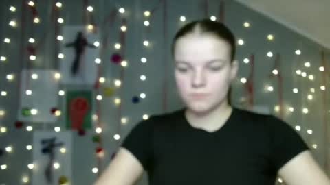 Snapshot of nana_new chatting on 5, 12, 2025 Nana online show from 5, 12, 2025