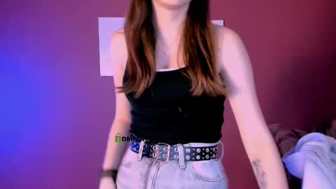 Snapshot of nana_shy_ chatting on 19, 12, 2025 nana_shy_ online show from 19, 12, 2025