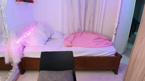 Snapshot of nanami_20 chatting on 22, 11, 2025 samantha online show from 22, 11, 2025