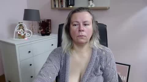 Snapshot of nancy_sugar chatting on 21, 12, 2024 Nancy online show from 21, 12, 2024