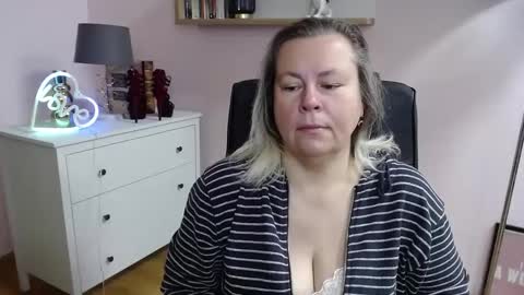Snapshot of nancy_sugar chatting on 31, 12, 2024 Nancy online show from 31, 12, 2024