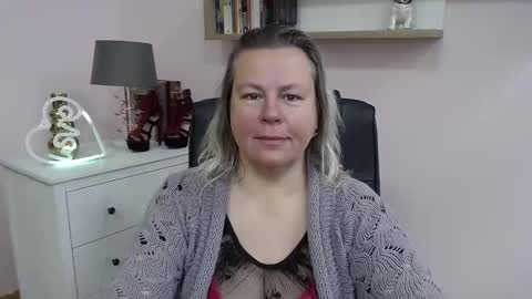 Snapshot of nancy_sugar chatting on 12, 1, 2025 Nancy online show from 12, 1, 2025