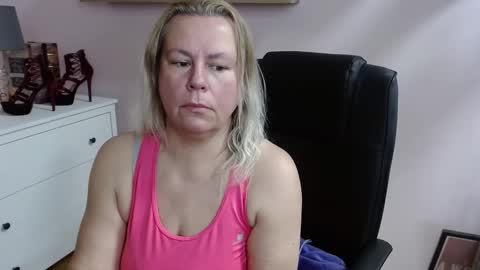 Snapshot of nancy_sugar chatting on 4, 3, 2025 Nancy online show from 4, 3, 2025