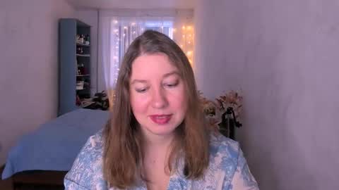 Snapshot of nancysanders chatting on 14, 12, 2025 Nancy online show from 14, 12, 2025