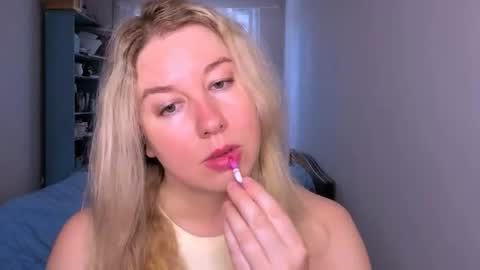 Snapshot of nancysanders chatting on 22, 6, 2026 Nancy online show from 22, 6, 2026