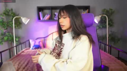 Snapshot of nanii_velvett chatting on 7, 10, 2025 Nanii online show from 7, 10, 2025