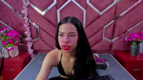 nanis james21 online show from 26, 10, 2025