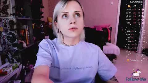 Monday-Friday 12-4 AM and 6-9 AM New York time online show from 9, 1, 2026