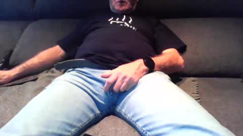 nano22968832 online show from 27, 11, 2025