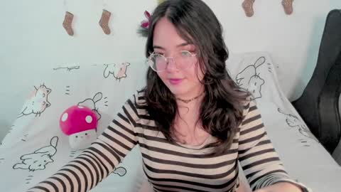 Snapshot of naoko_uwu chatting on 29, 12, 2024 Naoko online show from 29, 12, 2024