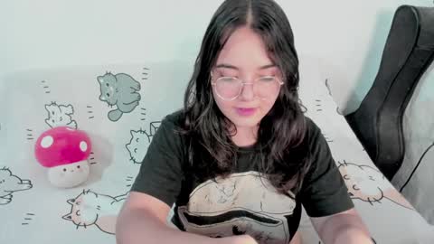 Snapshot of naoko_uwu chatting on 7, 1, 2025 Naoko online show from 7, 1, 2025