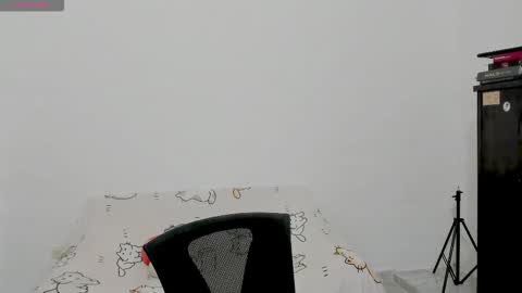 Snapshot of naoko_uwu chatting on 2, 11, 2025 Naoko online show from 2, 11, 2025