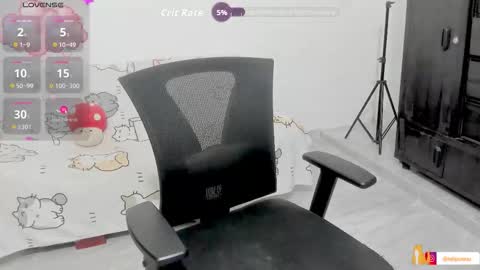 Snapshot of naoko_uwu chatting on 13, 11, 2025 Naoko online show from 13, 11, 2025