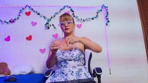 Naomi online show from 3, 10, 2025