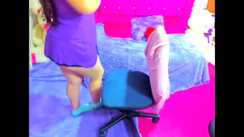 Snapshot of naomi_johnson132 chatting on 28, 4, 2026 nahomi online show from 28, 4, 2026