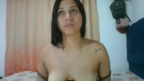 Mia online show from 5, 11, 2025