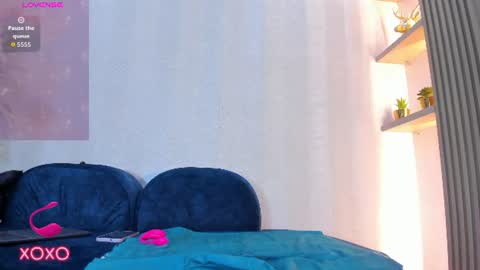 Snapshot of naomi_viper_ chatting on 22, 6, 2026 Naomi online show from 22, 6, 2026