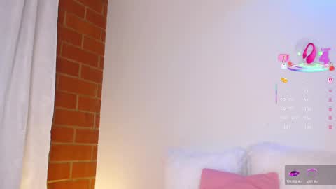 Snapshot of naomi_wong chatting on 5, 3, 2025 Guys the page has lately failed. If you see me disconnected thats why. online show from 5, 3, 2025