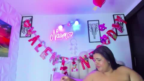 Snapshot of naomiasha_ chatting on 12, 2, 2025 online show from 12, 2, 2025