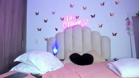 Snapshot of naomiasha_ chatting on 19, 9, 2025 online show from 19, 9, 2025