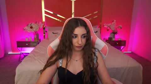 Snapshot of naomibaae chatting on 22, 12, 2025 naomibaae online show from 22, 12, 2025