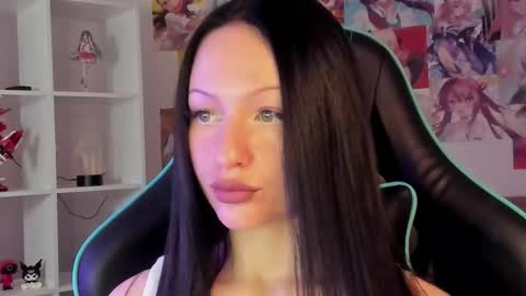 Snapshot of naomiblakes chatting on 11, 11, 2025 Naomi online show from 11, 11, 2025