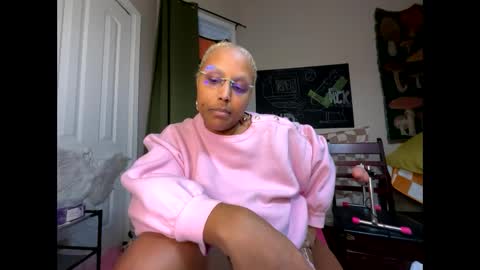Naomigiirl6 online show from 21, 12, 2024