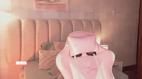 Naomi-Gray  online show from 20, 7, 2026