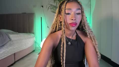Snapshot of naomii1020 chatting on 9, 9, 2025 Naomii online show from 9, 9, 2025
