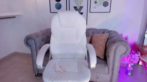 Naomi Campbell online show from 29, 12, 2024