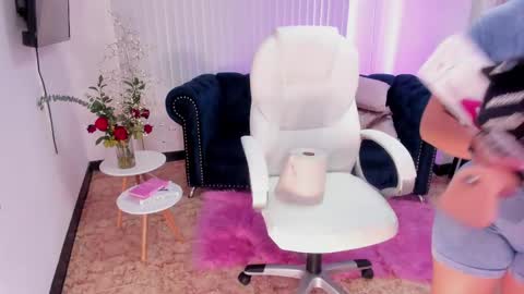 Naomi Campbell online show from 18, 2, 2025