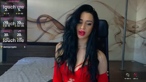 Snapshot of naomiscarlett chatting on 14, 2, 2025 NaomiScarlett online show from 14, 2, 2025