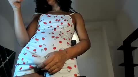 Snapshot of naomiwildburn chatting on 5, 11, 2025 naomiwildburn online show from 5, 11, 2025