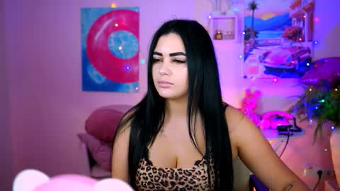 Snapshot of naomiwilsons chatting on 24, 9, 2025 naomiwilsons online show from 24, 9, 2025