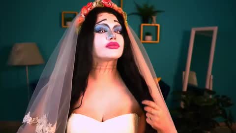 naomiwilsons online show from 30, 10, 2025