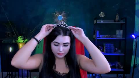 naomiwilsons online show from 6, 11, 2025