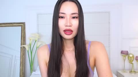 Snapshot of naomiyuu chatting on 7, 12, 2024 Naomi online show from 7, 12, 2024