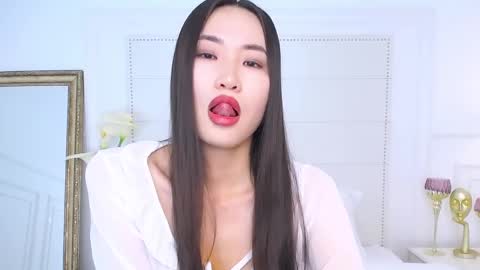 Snapshot of naomiyuu chatting on 27, 12, 2024 Naomi online show from 27, 12, 2024
