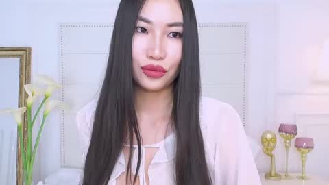 Snapshot of naomiyuu chatting on 8, 1, 2025 Naomi online show from 8, 1, 2025
