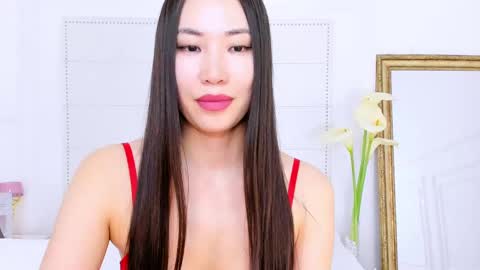 Snapshot of naomiyuu chatting on 12, 3, 2025 Naomi online show from 12, 3, 2025