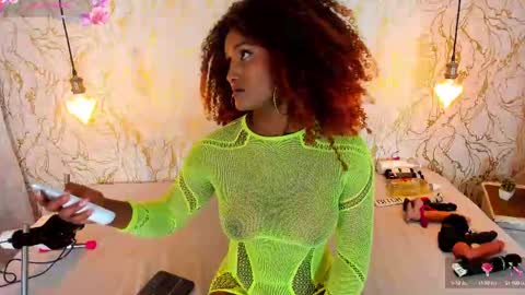 Naomy online show from 26, 9, 2025