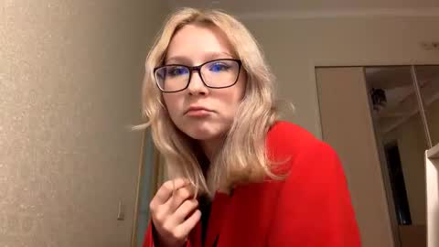 Sarah  online show from 17, 3, 2026