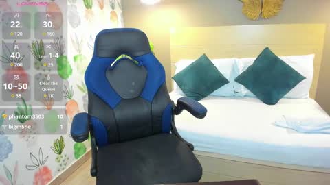 Snapshot of nare_celebi chatting on 4, 2, 2025 N A R E online show from 4, 2, 2025