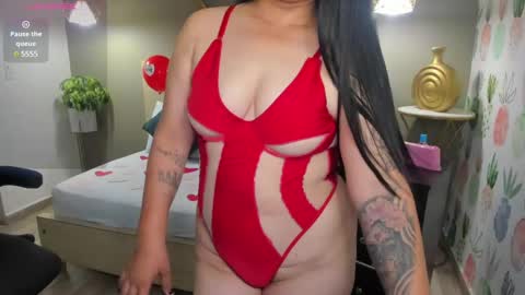 Snapshot of nare_celebi chatting on 15, 2, 2025 N A R E online show from 15, 2, 2025