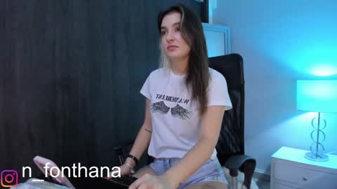 Nashly Fontana online show from 22, 12, 2024