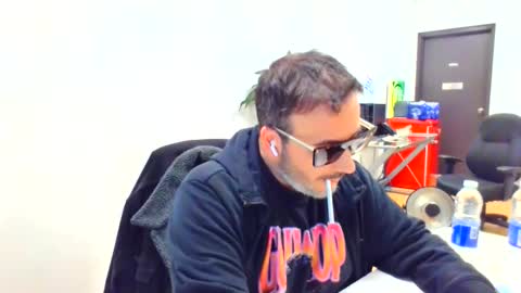 nassobout online show from 5, 2, 2026