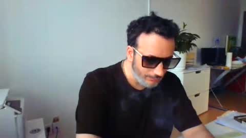 nassobout online show from 25, 6, 2026